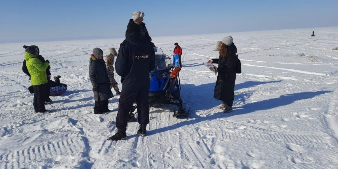 Ульяновских рыбаков оштрафовали за выход на лёд Свияги и Волги