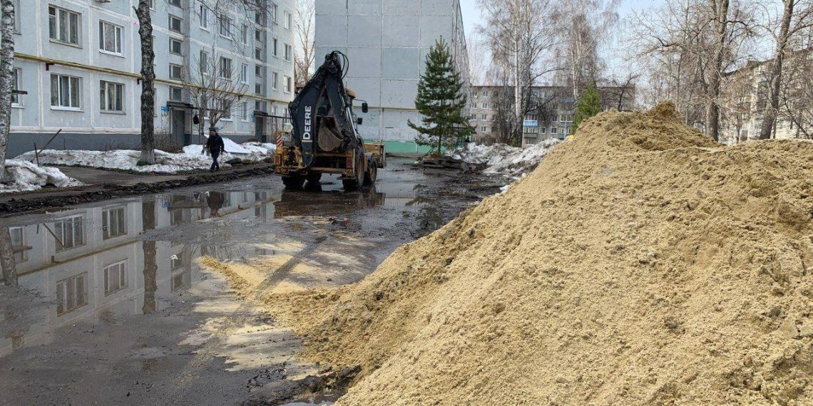 Дворы Ульяновска начали ремонтировать по нацпроекту