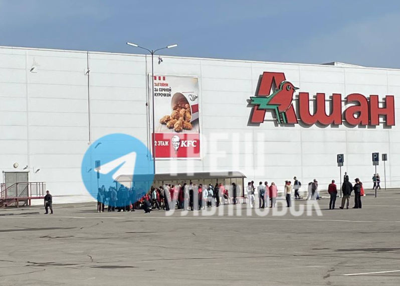 Два торговых центра эвакуировали в Ульяновске 11 апреля