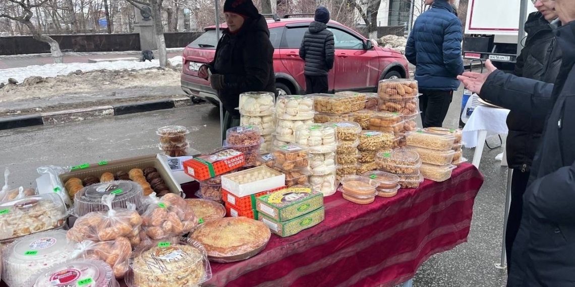 На прошедшей в центре Ульяновска сельхозярмарке горожане оставили 8 млн рублей