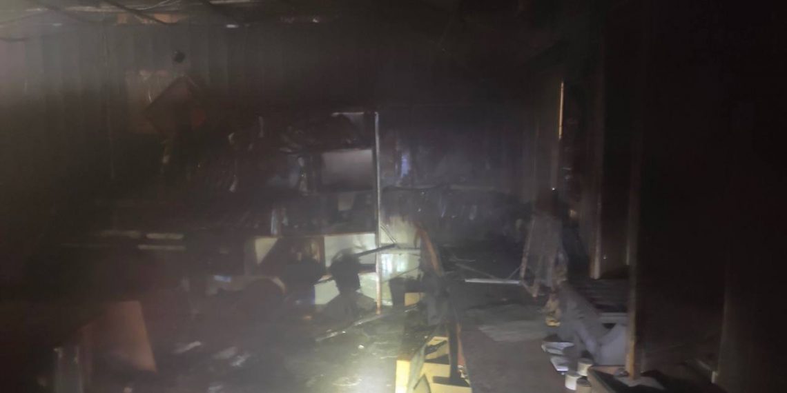 Утром 16 апреля в Киндяковке сгорело офисное помещение