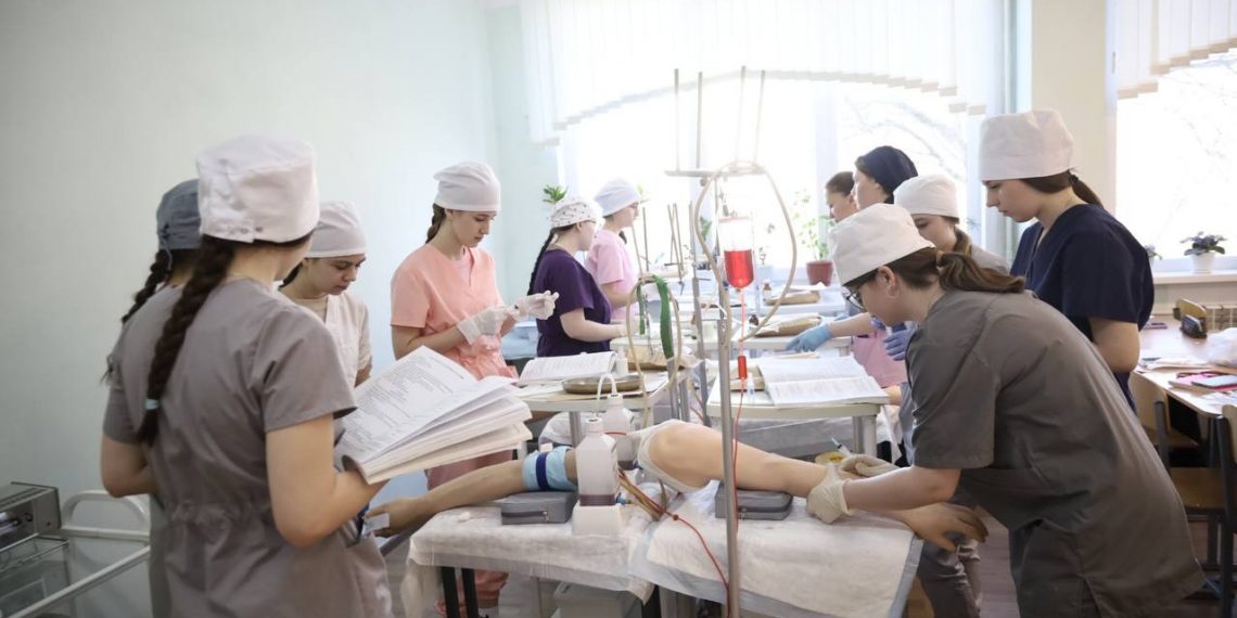 Центр опережающей профподготовки создадут в медколледже имени Анурьевой