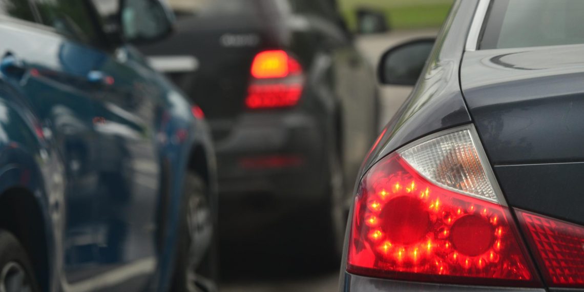 На Локомотивной в Ульяновске запретят остановку автотранспорта