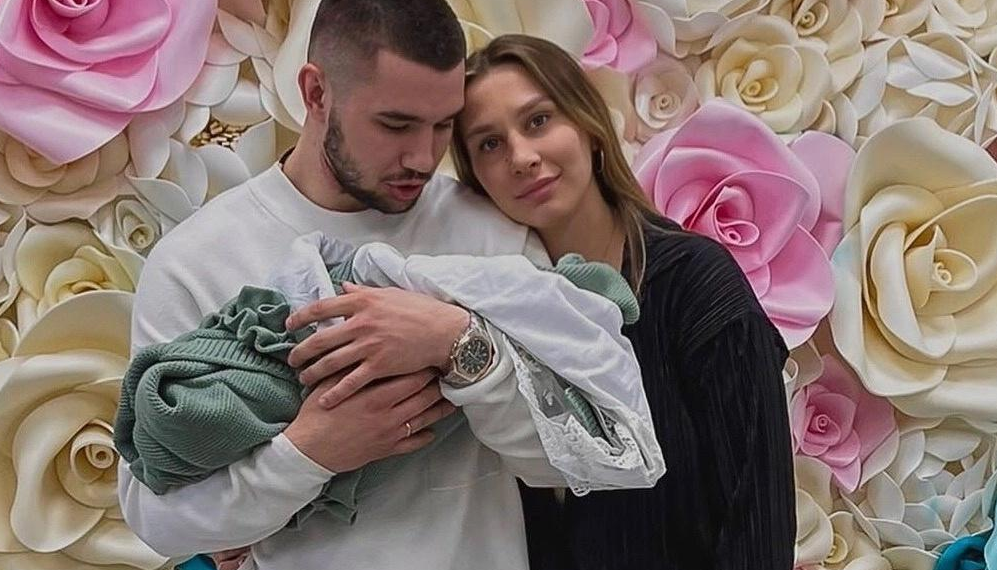 Ульяновская чемпионка России по боксу Наталия Сычугова родила сына