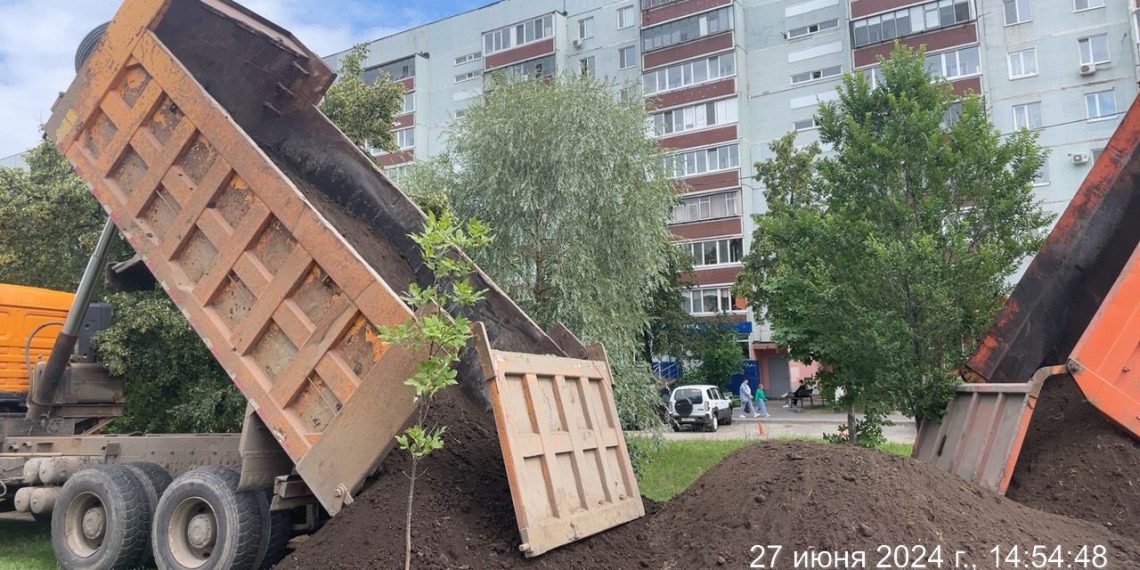 В Новом городе восстанавливают зелёную зону на проспекте Ленинского Комсомола