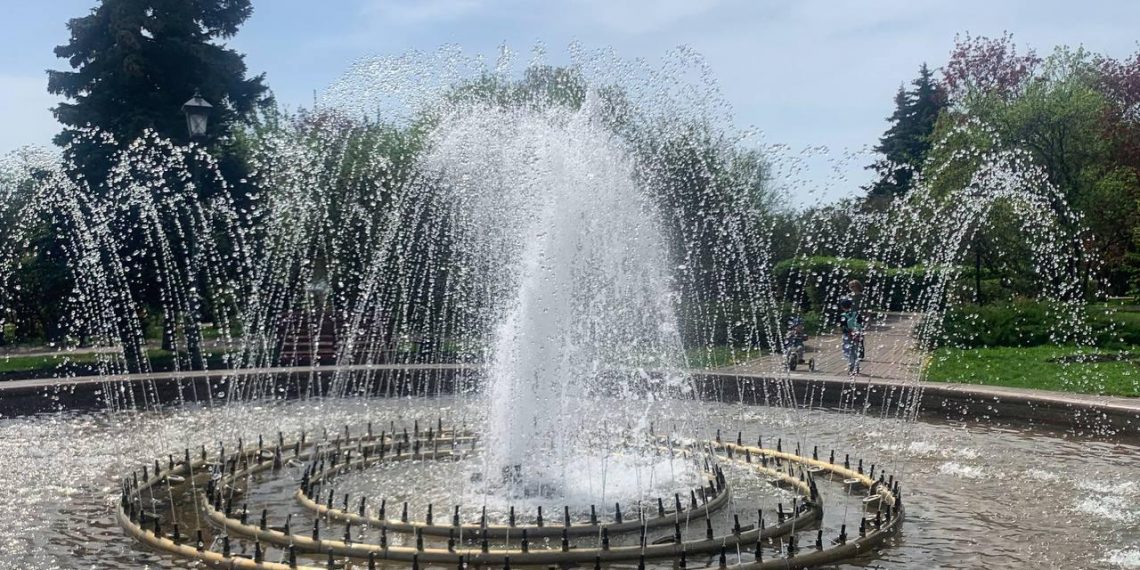 Ульяновцам запретили залезать в фонтаны – и пояснили, почему