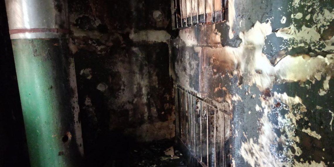 32 человека эвакуировали и ещё троих спасли на пожаре в Ульяновске 25 июня