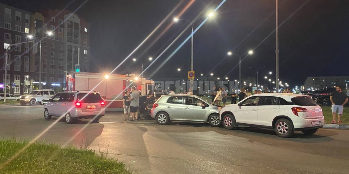 Три легковушки столкнулись в Новом городе вечером 5 июля