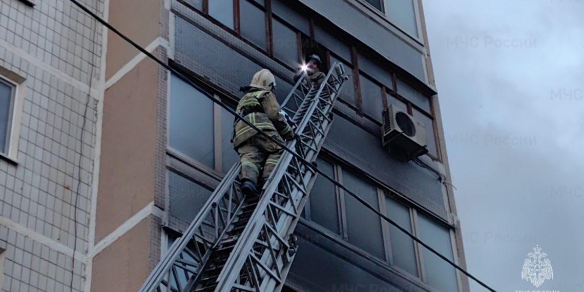 Спасённая на «последних секундах жизни» женщина поблагодарила ульяновских пожарных