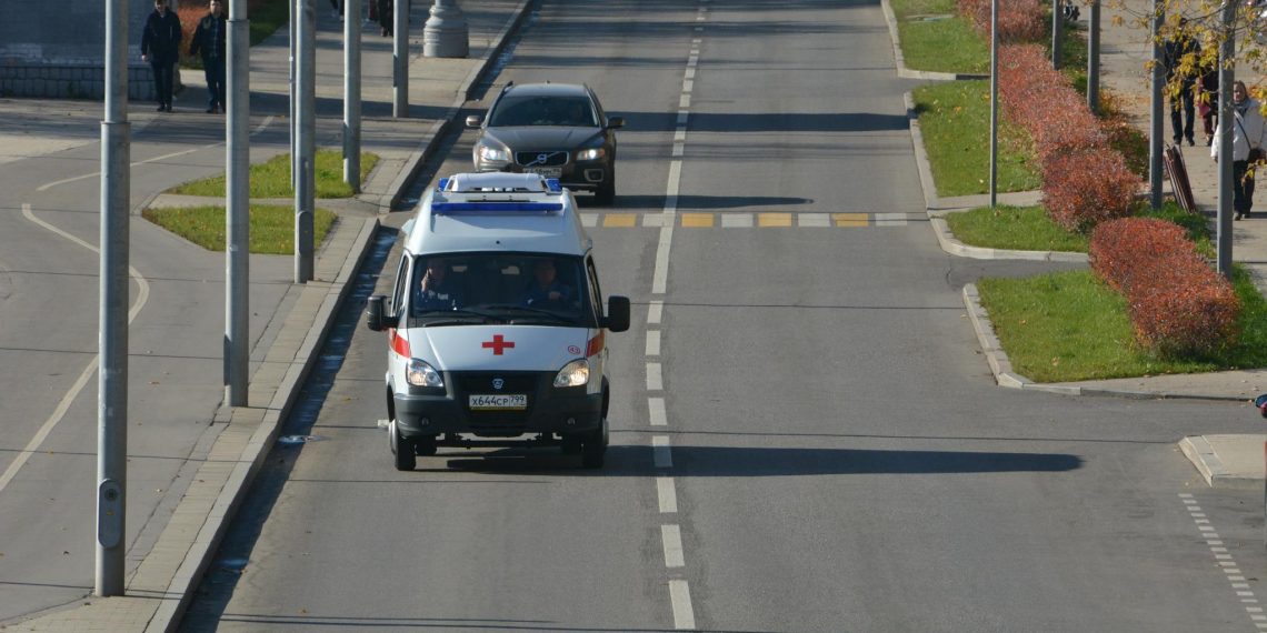 В ДТП с двумя легковушками и трактором на трассе «Цивильск – Ульяновск» пострадала 17-летняя девушка