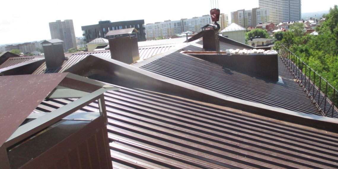 В Ульяновске массово затопило подъезды жилых домов