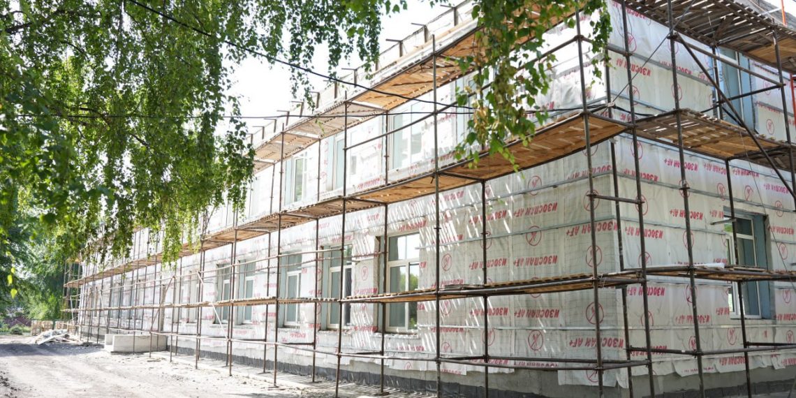 Территорию школы искусств в Ульяновске благоустроят на сэкономленные деньги