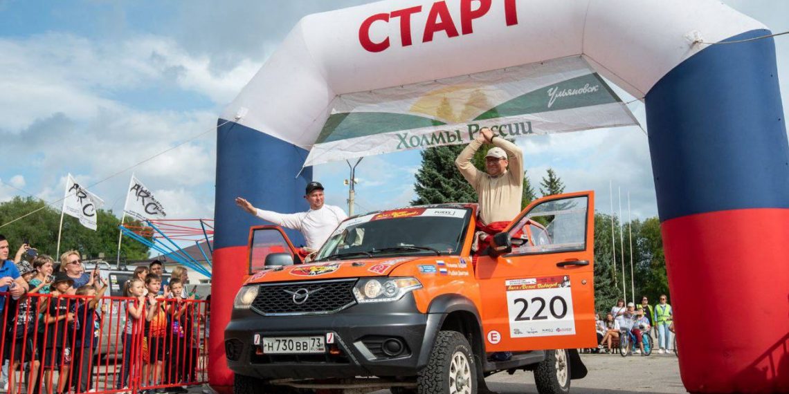 Экипаж УАЗ привёз победу с бахи «Денис Давыдов»