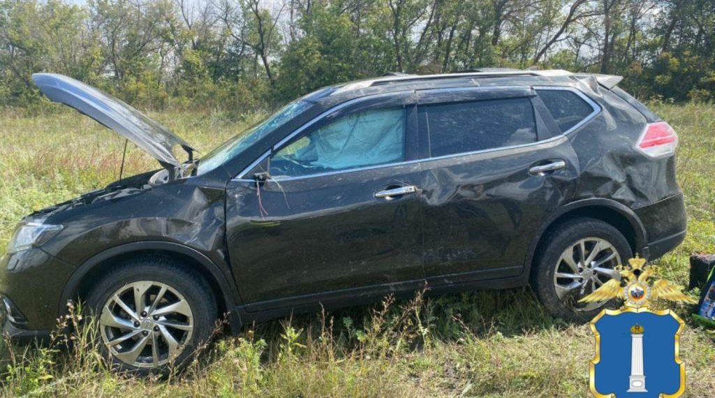Nissan X-Trail улетел в кювет на трассе в Тереньгульском районе