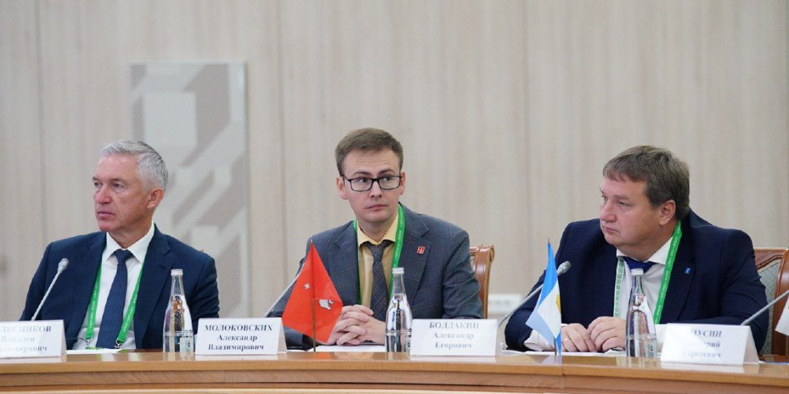 Ульяновский мэр поделился с поволжскими коллегами опытом ТОС