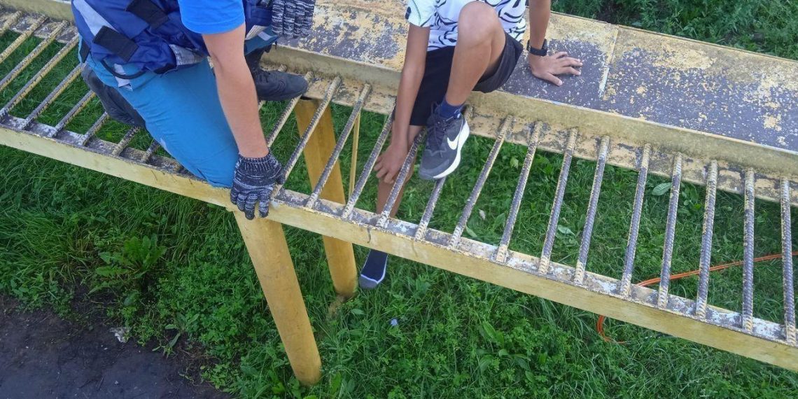 В Ульяновске девятилетний мальчик застрял ногой в автомобильной эстакаде