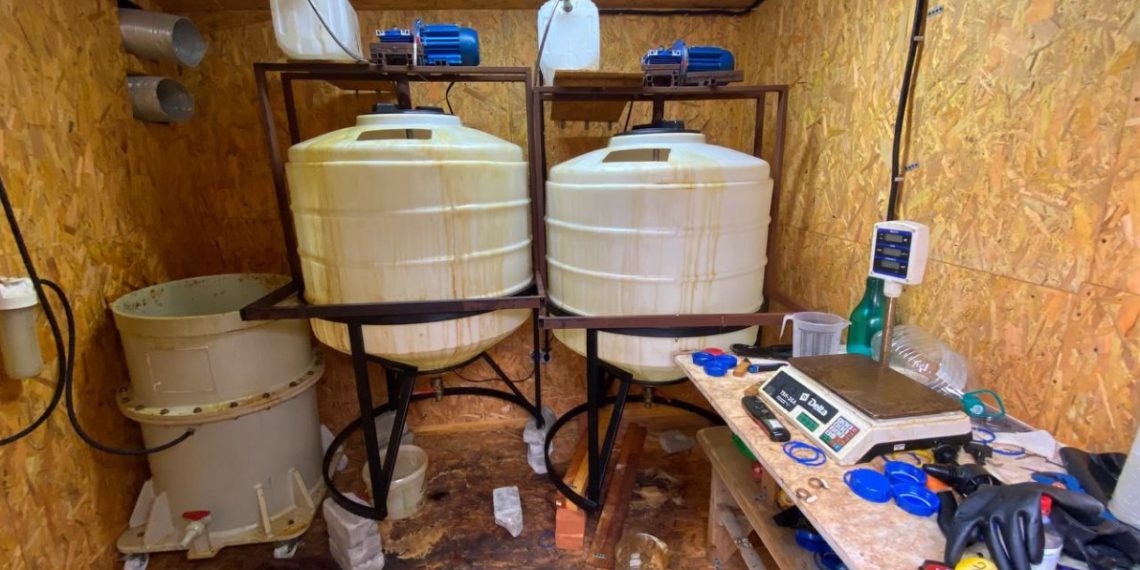 170 кг наркотиков нашли в подпольной лаборатории в Ульяновской области