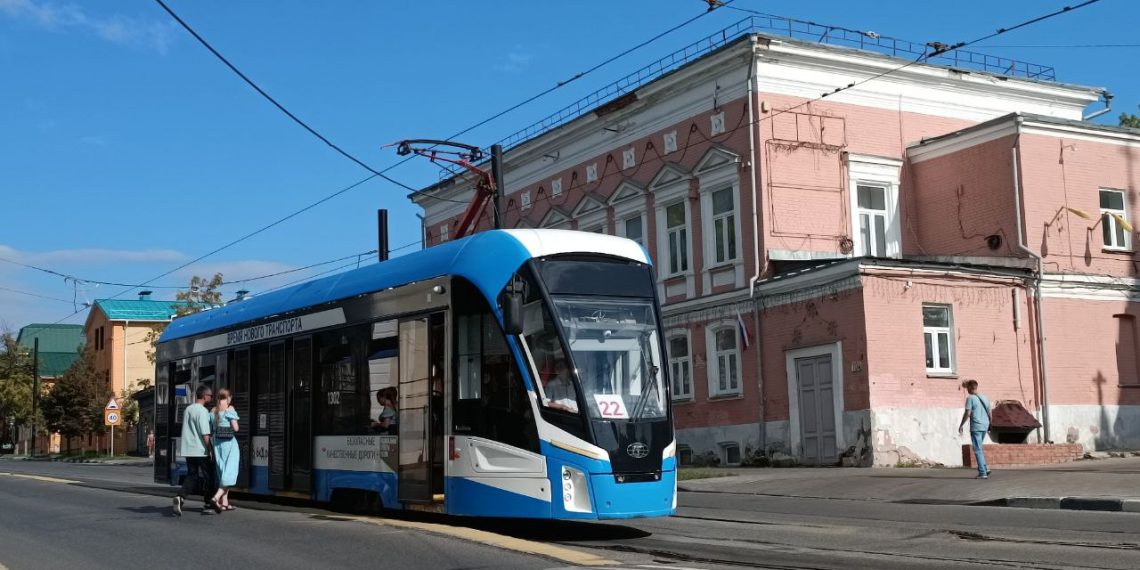 На Тухачевского меняют рельсы, трамваи пойдут в объезд