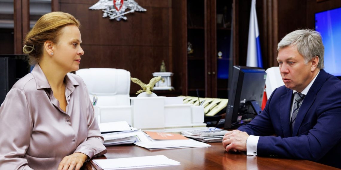 Замминистра обороны Цивилева и губернатор Русских обсудили соцгарантии ульяновских военных