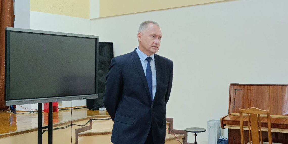 В гимназию №1 города Ульяновска назначили нового директора