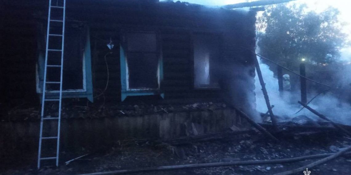 Мужчина и его 16-летний сын погибли на пожаре в Базарном Сызгане