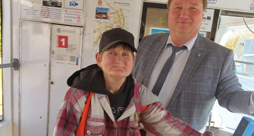 Мэр Болдакин проехал по Ульяновску на самом длинном трамвайном маршруте