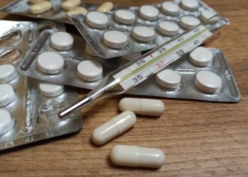 В Ульяновск завезена крупная партия вакцины от гриппа и лекарств для льготников