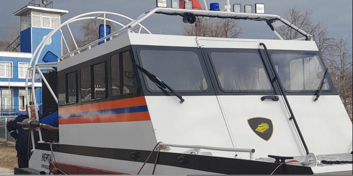 Спасатели Ульяновска готовят к работе зимние катера