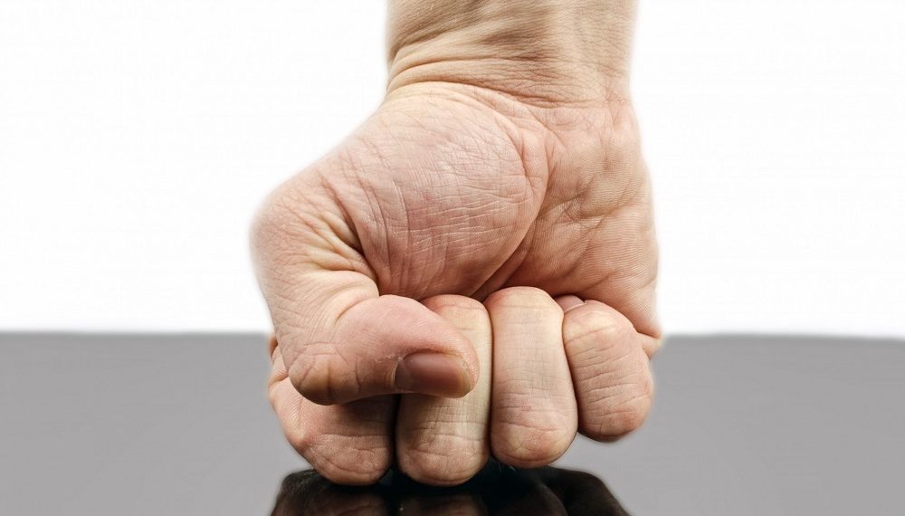 Жительнице Ульяновской области разбили голову в компании мужчин