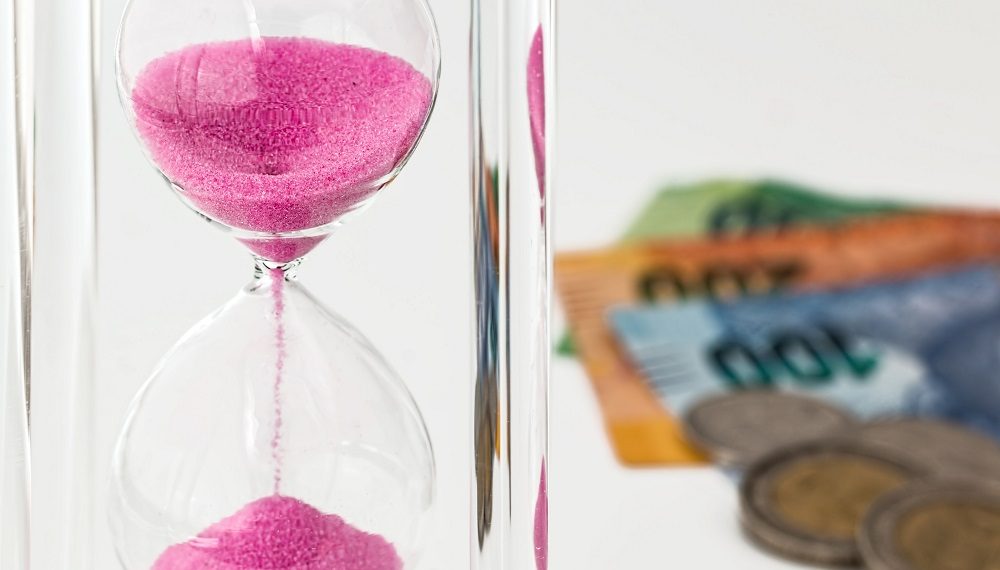 Более 5 млн инвестировала жительница Ульяновской области в мошенников