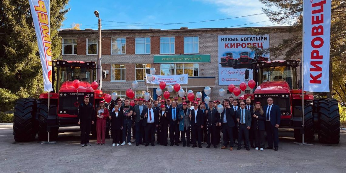 Брендированный класс «Кировец» открылся в Ульяновском аграрном университете