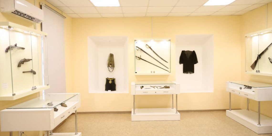 В ульяновском краеведческом музее впервые за 15 лет выставили коллекцию старинного оружия