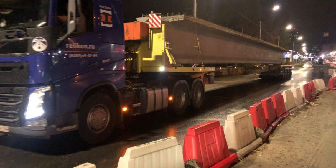 В Ульяновске на «минаевском» мосту смонтировали две новые балки