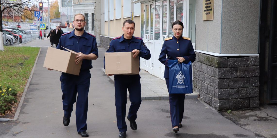 Ульяновские следователи собрали и отправили гумпомощь детям Донбасса