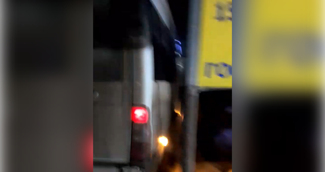 Микроавтобус с рабочими улетел в кювет в Инзенском районе