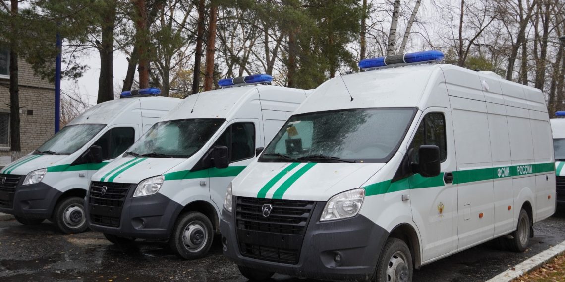 В мастерских новоульяновской ИК-2 изготовили 20 авто для перевозки осуждённых