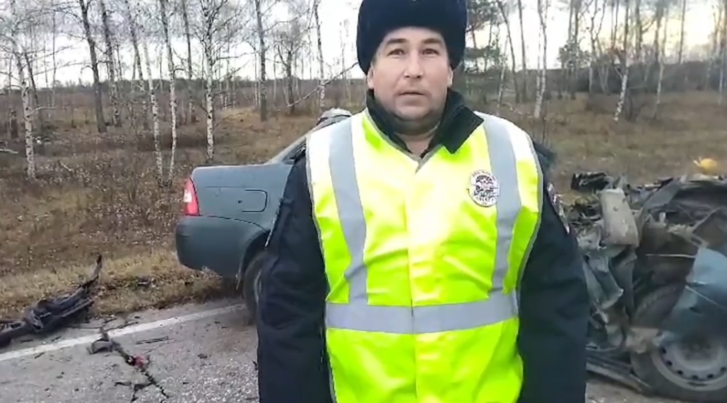 18-летний водитель «Приоры» погиб в столкновении с КамАЗом в Павловском районе Ульяновской области