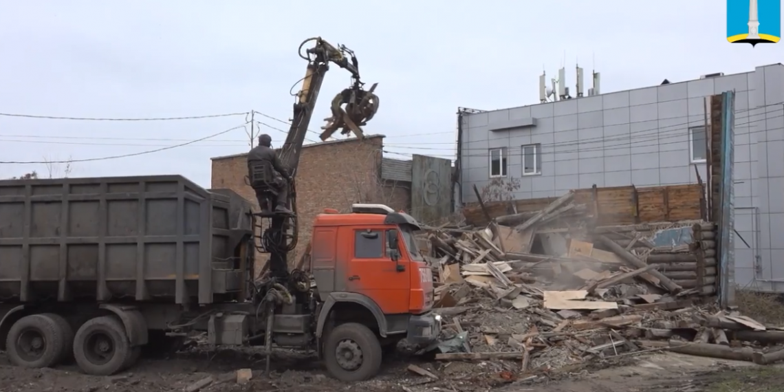 В Ульяновске сносят здания на улице Кирова