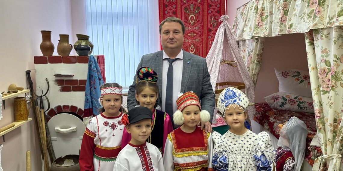 На праздник к воспитанникам детсада пожаловал мэр Ульяновска