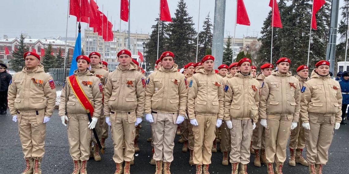 Ульяновские школьники приняли участие в Параде Памяти в Самаре