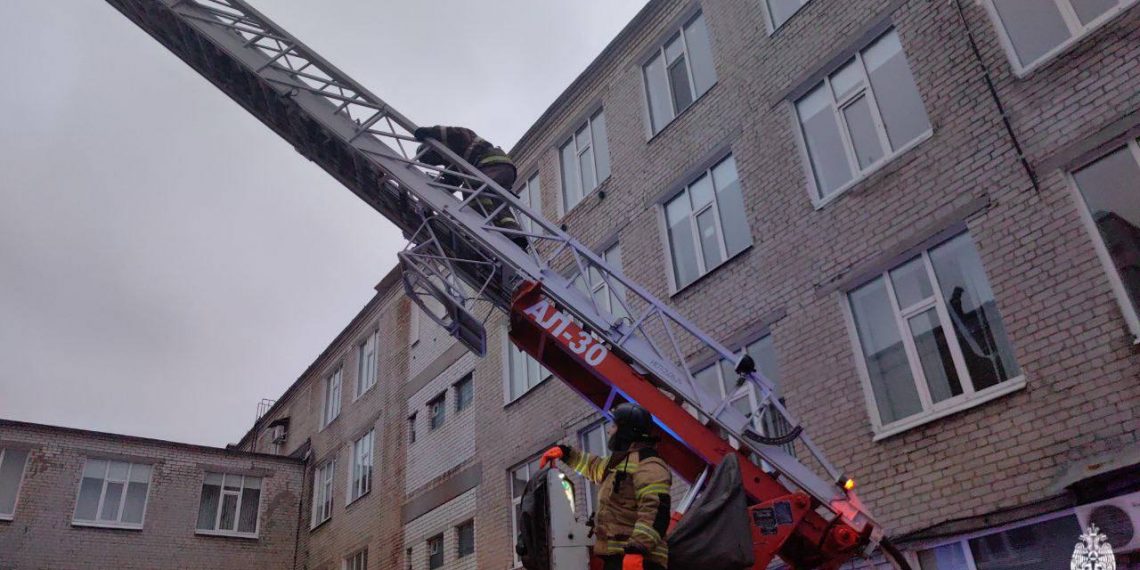 Пожар в ульяновской «лётке» начался с вентиляционной шахты — МЧС