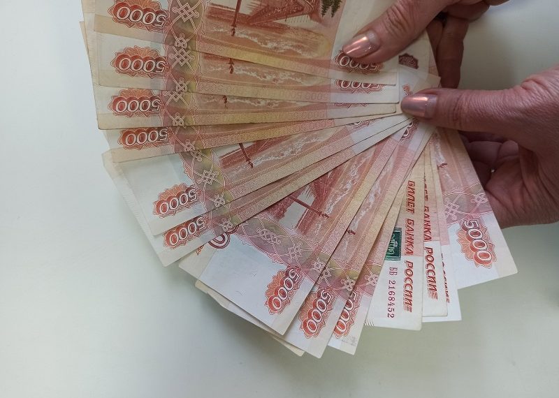 Названы самые денежные вакансии декабря в Ульяновске