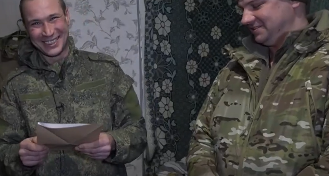 Ульяновские бойцы СВО получили новогодние поздравления от детей — видео