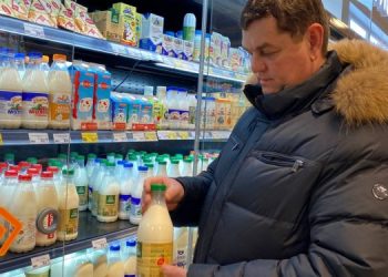 Русских поручил министрам следить за тем, чтобы ульяновцы имели все необходимые товары в праздники