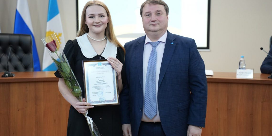 Мэр Ульяновска наградил волонтёров