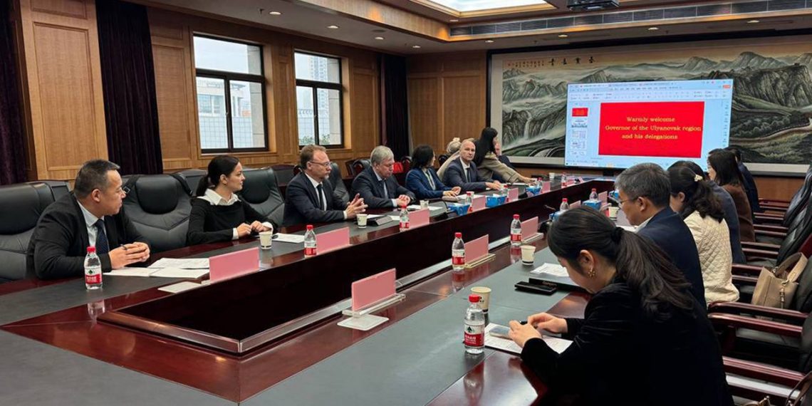 Ульяновцы провели переговоры в провинции Хубэй, сегодня работают в Шанхае