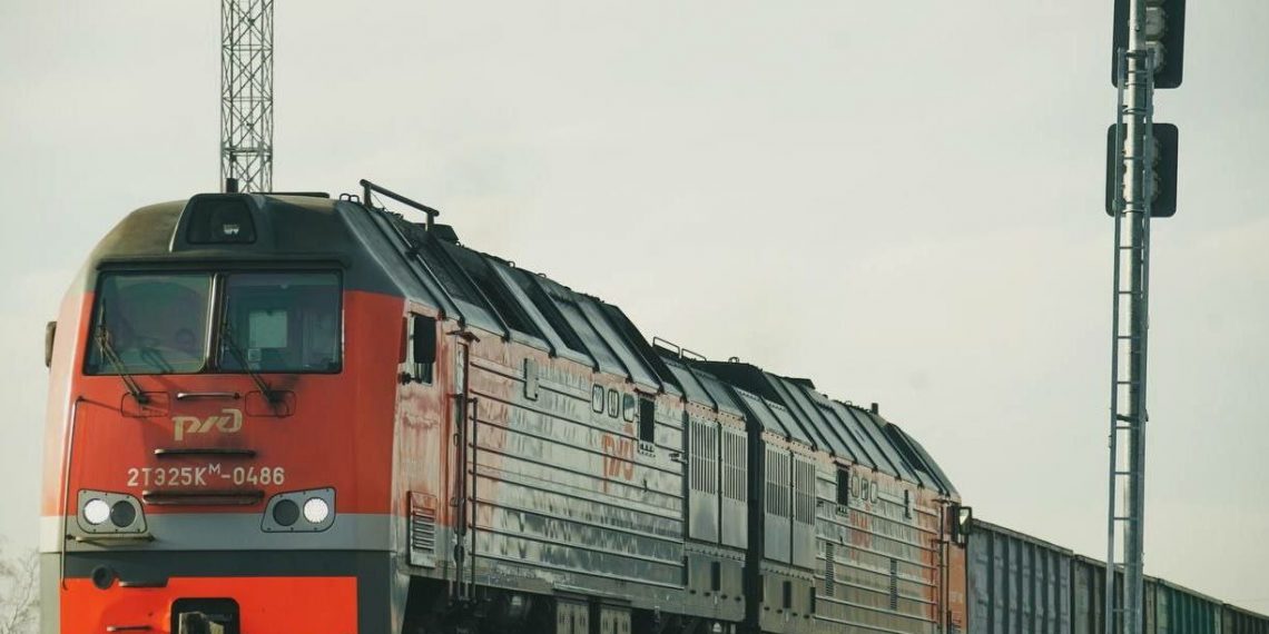 Два несчастных случая с несовершеннолетними произошло на железной дороге в Ульяновской области