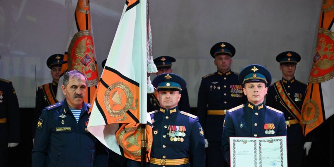 В Ульяновске вручили боевые знамёна 104-й дивизии ВДВ