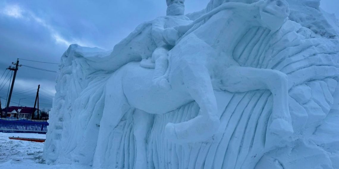 Конкурс снежных и ледяных фигур прошёл в Троицком Сунгуре