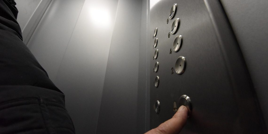 Московский бизнесмен «прокатил» с лифтом ульяновскую больницу